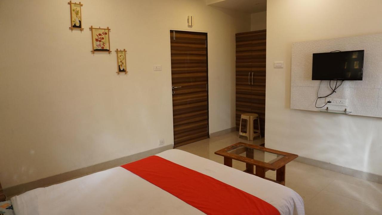 The Paramount Hotel, Panchgani Mahabaleshwar Exterior foto